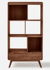 GRAY & OSBOURN NO.157 OSLO DISPLAY UNIT IN WALNUT - IX670 - RRP £170