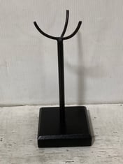 32 X STONE THE CROWS 3" SPHERE HOLDER - BLACK - HEIGHT 21CM - TOTAL RRP £96