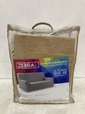 X7 ASSORTED ITEMS TO INCLUDE ZEBRA SOFA COVER.