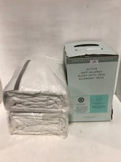 2 X JOHN LEWIS SUPER KING COTTON QUILTED MATTRESS PROTECTOR TO INCLUDE JOHN LEWIS ACTIVE ANTI-ALLERGY SINGLE DUVET 4.5TOG