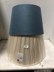 2 X LIGHT SHADES TO INCLUDE 50CM SILK SHADE IN CREAM