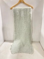 4 X EVER AFTER FLUFFY SCARF MINT GREEN - TOTAL RRP £160