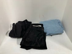 4 X ASSORTED DICKIES CLOTHING ITEMS TO INCLUDE DICKIES ELIZAVILLE WORK TROUSERS BLACK - SIZE 24 - TOTAL RRP £280