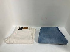 LEVI HIGH RISE STRAIGHT LEG DENIM JEANS WHITE - SIZE 30 X 26 TO INCLUDE LEVI HIGH RISE STRAIGHT LEG DENIM JEANS BLUE - SIZE 30 X 30 - TOTAL RRP £200