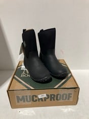 MUCK THE ORIGINAL BOOT COMPANY WOMENS ARCTIC WEEKEND WINTER BOOTS IN BLACK WITH ROSE PRINT LINER IN UK SIZE 4 RRP -£130