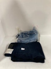 MIRAGE SHORT STONE BLUE - SIZE 28 TO INCLUDE SOFT STRETCH MID RISE STRAIGHT LEG DENIM JEANS NAVY - SIZE 27 - TOTAL RRP £266