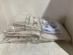 4 X ASSORTED BATHROOM ITEMS TO INCLUDE QUICK DRY 4 PIECE TOWEL BALE BEIGE