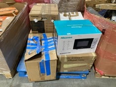 PALLET OF ASSORTED MICROWAVES TO INCLUDE TOSHIBA 20L MICROWAVE OVEN (ZONE 2) (KERBSIDE PALLET DELIVERY)