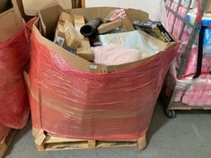 PALLET OF ASSORTED ITEMS TO INCLUDE ADDIS UNDER SINK STORAGE TO INCLUDE VOUNOT ZEBRA BLIND 80 X 150CM (ZONE 3) (KERBSIDE PALLET DELIVERY)