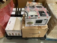 PALLET OF ASSORTED MICROWAVES TO INCLUDE PANASONIC MICROWAVE OVEN (ZONE 3) (KERBSIDE PALLET DELIVERY)