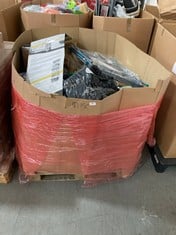 PALLET OF ASSORTED ITEMS TO INCLUDE FOLD OUT CLOTHES AIRER IN GREY (ZONE 3) (KERBSIDE PALLET DELIVERY)