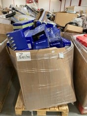 PALLET OF ASSORTED CAR ITEMS TO INCLUDE SACHS COIL FRONT AXLE SPRING MERCEDES - 627223160 (ZONE 3) (KERBSIDE PALLET DELIVERY)