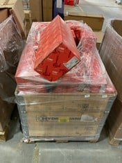 PALLET OF ASSORTED CAR ITEMS TO INCLUDE TRW TWIN SHOCK ABSORBER GAS PRESSURE - MODEL NO. JGS181T (ZONE 3) (KERBSIDE PALLET DELIVERY)