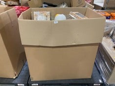 PALLET OF ASSORTED ITEMS TO INCLUDE 2 X GUDETAMA LIGHT FIGURINE TO INCLUDE PICK-WOO ASSEMBLED BOW AND ARROW TOY SET (ZONE 4) (KERBSIDE PALLET DELIVERY)