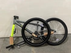 X-RATED EXILE BMX BIKE IN GREY / GREEN - 24'' WHEEL - 686830 - RRP £165 (ZONE 1)