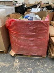 PALLET OF ASSORTED ITEMS TO INCLUDE OLIVE OIL BOTTLES (LOCATION: SR40) (MUST REMOVE ALL ITEMS FROM SITE) (KERBSIDE PALLET DELIVERY)