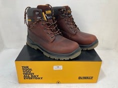 DEWALT STEEL TOE CAP AND PLATE TITANIUM SAFETY BOOTS IN TAN SIZE 8