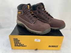 DEWALT NON METALLIC TOE AND PLATE HAMMER SAFETY BOOT IN BROWN SIZE 10