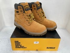 DEWALT STEEL TOE CAP AND PLATE TITANIUM SAFETY BOOTS IN HONEY SIZE 11