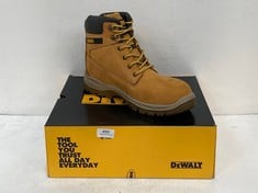 DEWALT STEEL TOE CAP AND PLATE TITANIUM SAFETY BOOTS IN HONEY SIZE 12