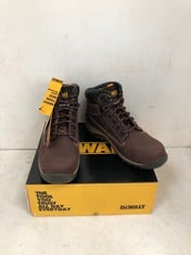 DEWALT INDUSTRIAL FOOTWEAR NON METALLIC TOE NON METALLIC PLATE BOOTS HAMMER BROWN SIZE 9