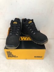 DEWALT INDUSTRIAL FOOTWEAR STEEL TOE STEEL PLATE BOOTS CHALLENGER BLACK SIZE 7