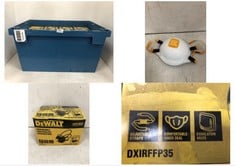 BOX OF DEWALT DISPOSABLE PARTICULATE RESPIRATORS DXIRFFP25 5PCS