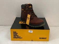 DEWALT STEEL TOE CAP AND PLATE TITANIUM SAFETY BOOTS IN TAN SIZE 7