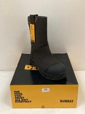 DEWALT COMPOSITE TOE CAP AND PLATE MILLINGTON SAFETY BOOTS IN BROWN SIZE 10 - RRP £110