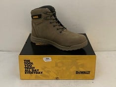 DEWALT STEEL TOE CAP AND PLATE LIMA SAFETY SHOES IN STONE SIZE 11