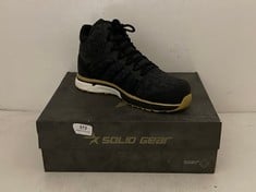 SOLID GEAR SG76005 SAFETY TRAINERS IN BLACK SIZE 8 - RRP £160