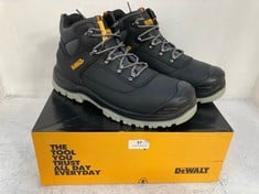 DEWALT STEEL TOE CAP AND PLATE LASER SAFETY BOOTS IN BLACK SIZE 11