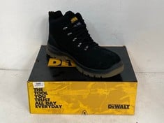 DEWALT CHALLENGER BLACK STEEL TOE CAP SAFETY BOOTS DWF50113-111- SIZE UK 13- RRP £100