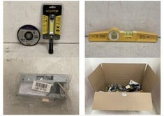 BOX OF ASSORTED TOOLS TO INCLUDE STABILA SPIRIT LEVEL IN YELLOW