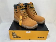 DEWALT STEEL TOE CAP AND PLATE TITANIUM SAFETY BOOTS IN HONEY SIZE 8