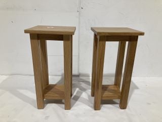 2 X HALLOWOOD FURNITURE WAVERLY OAK SIDE TABLES £140