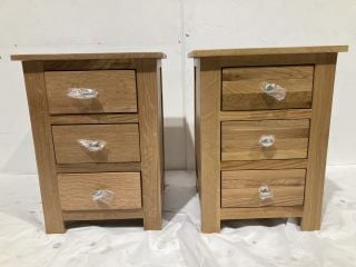 2 X HALLOWOOD FURNITURE WAVERLY OAK BEDSIDE TABLE WITH CHEST OF DRAWERS TOTAL RRP £339.98