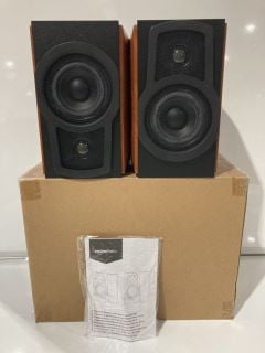 2X BOOKSHELF SPEAKERS