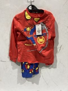 1 X BOX OF CHILDRENS CLOTHING BOYS TO INLCUDE SPIDERMAN PYJAMAS SIZE 3-4 YEARS