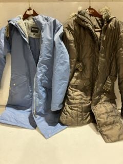 1 X BOX OF WOMENS COATS TO INCLUDE REGATTA OUTDOORS COAT BLUE SIZE 10