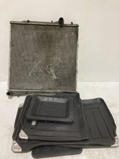 1 X CAR RADIATOR TO INCLUDE RANGE ROVER FLOOR MATS