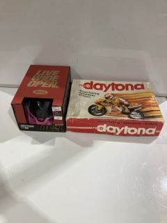 DAYTONA MOTORBIKE BOOTS BLACK AND A BELL SIDETRACK CYCLING HELMET SIZE Y 50-57CM