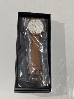 BOX OF ITEMS TO INCLUDE ACKSSI WOMEN ANALOG QUARTZ WATCH WITH LEATHER STRAP