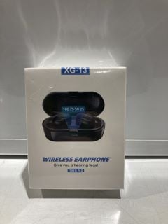 BOX OF ELECTRONICS TO INCLUDE MINI BLUETOOTH WIRELESS EARBUDS 5.0 STEREO