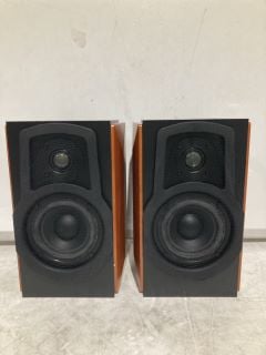 2 BOOKSHELF SPEAKERS WITH PASSIVE SPEAKER TO INCLUDE PTC CERAMIC CURLING IRON