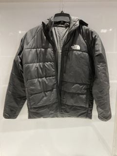 BOX OF DESIGNER APPAREL THE NORTH FACE REVERSIBLE JACKET