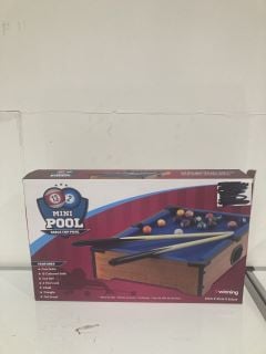 BOX OF ITEMS TO INCLUDE MINI POOL TABLE TOP POOL