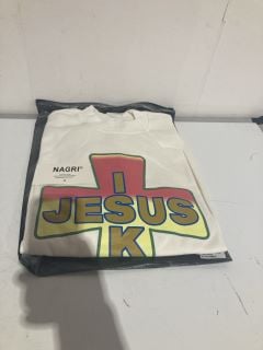 BOX OF ITEMS TO INCLUDE NAGRI JESUS IS KING CREME SWEATSHIRT XL