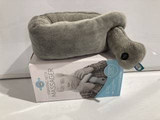 A BOX OF ITEMS TO INCLUDE WELLBEING MINI MASSAGE CUSHION