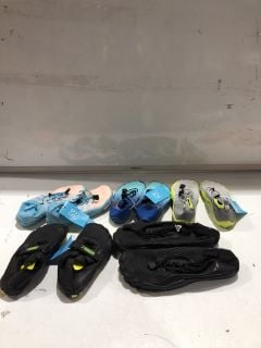 A BOX OF ITEMS TO INCLUDE NING CHILDRENS WATER SHOES GREY/GREEN 11 UK